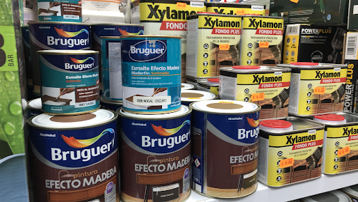 Esmaltes y pinturas en Ferretería Decologar